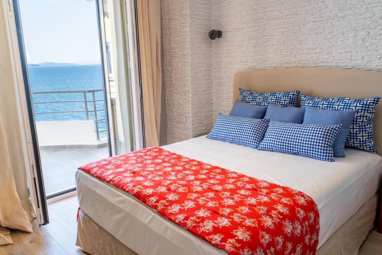 Limani Luxury Apartments Beachfront Sarande Exterior photo