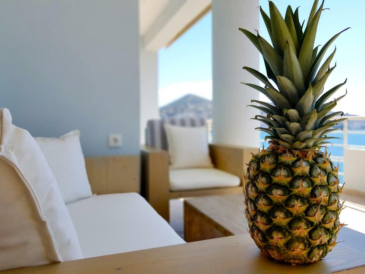 Limani Luxury Apartments Beachfront Sarande Exterior photo
