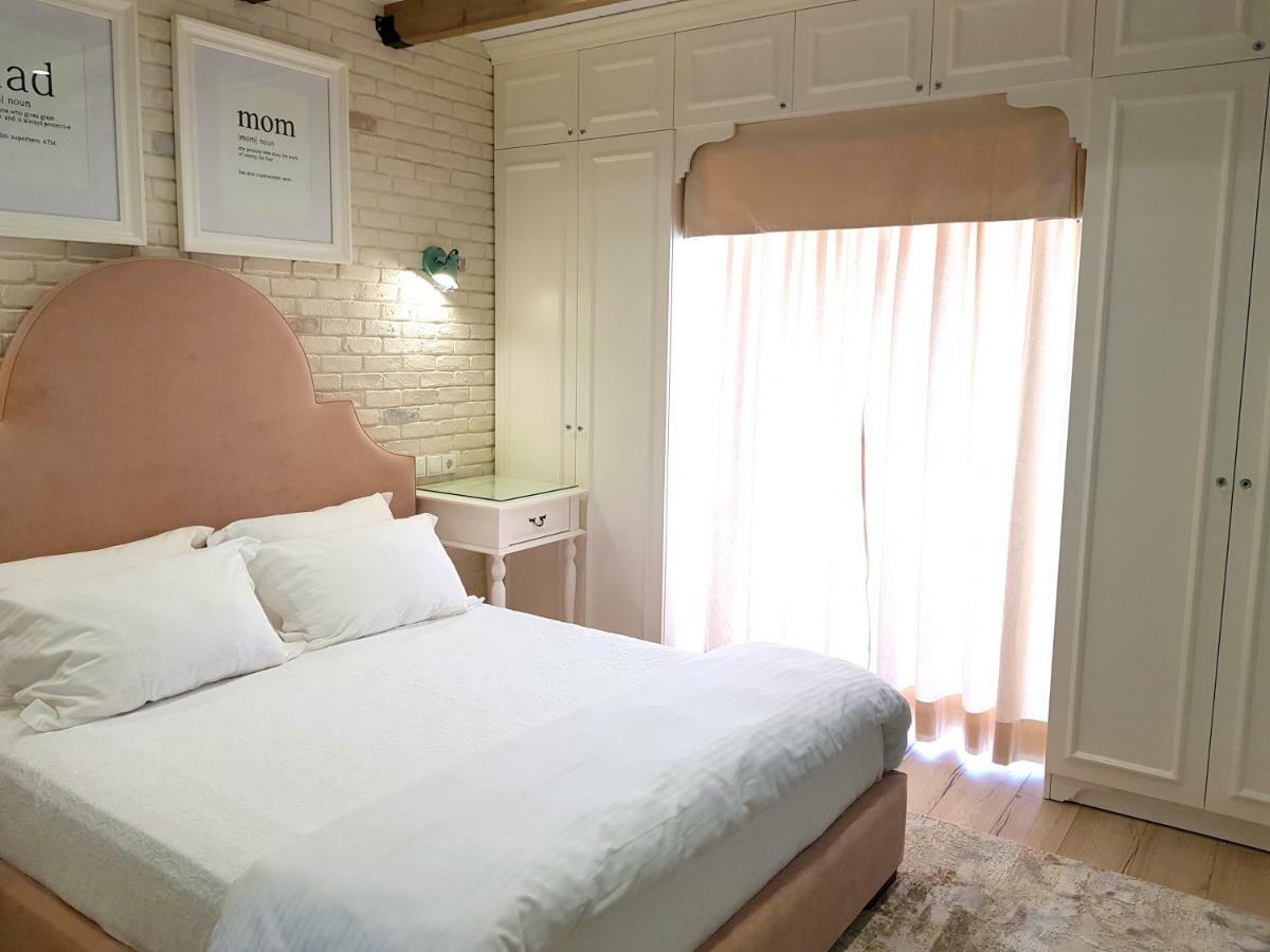 Limani Luxury Apartments Beachfront Sarande Exterior photo